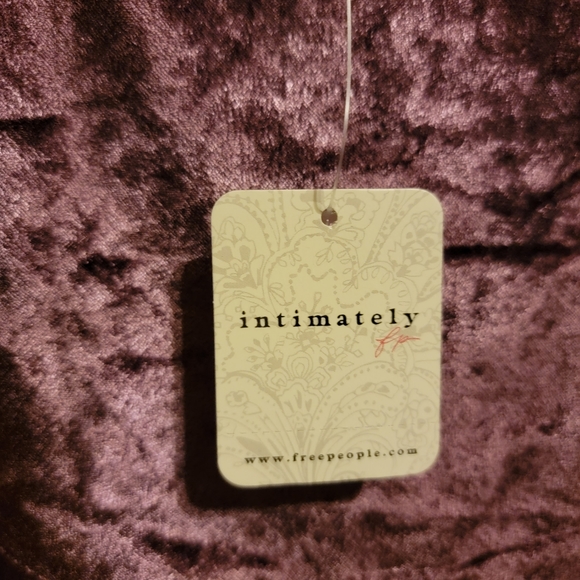 NWT Free People All Night Velvet Tunic Top Purple Fig Jam Cami Size XS - Picture 5 of 6